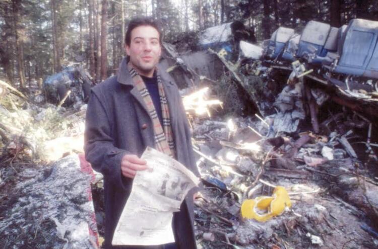 Η κίνηση που του έσωσε τη ζωή: Ο Έλληνας που επέζησε από τη συντριβή του Air-Bus A320-111 με τους 87 νεκρούς